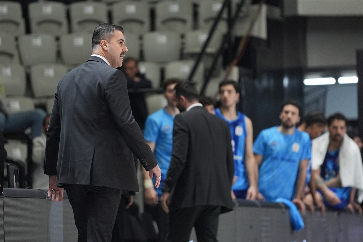 tbfden galatasaray ve besiktasa para cezasi 2 YIBDWhQU