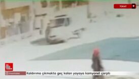 tokatta kaldirima cikmakta gec kalan yayaya kamyonet carpti CkCkJTND