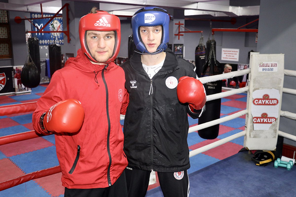 trabzonlu babanin boksor olma hayalini cocuklari gerceklestirdi 3 grXzy5lz