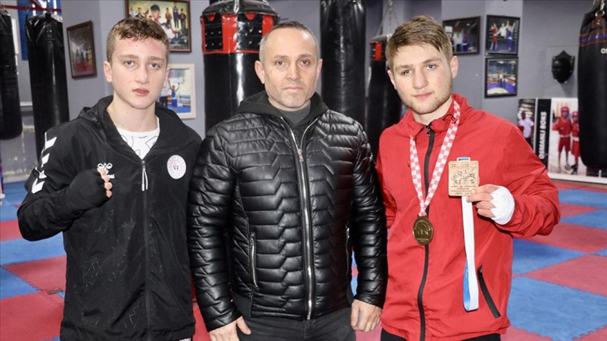 trabzonlu babanin boksor olma hayalini cocuklari gerceklestirdi 4 59uQL84A