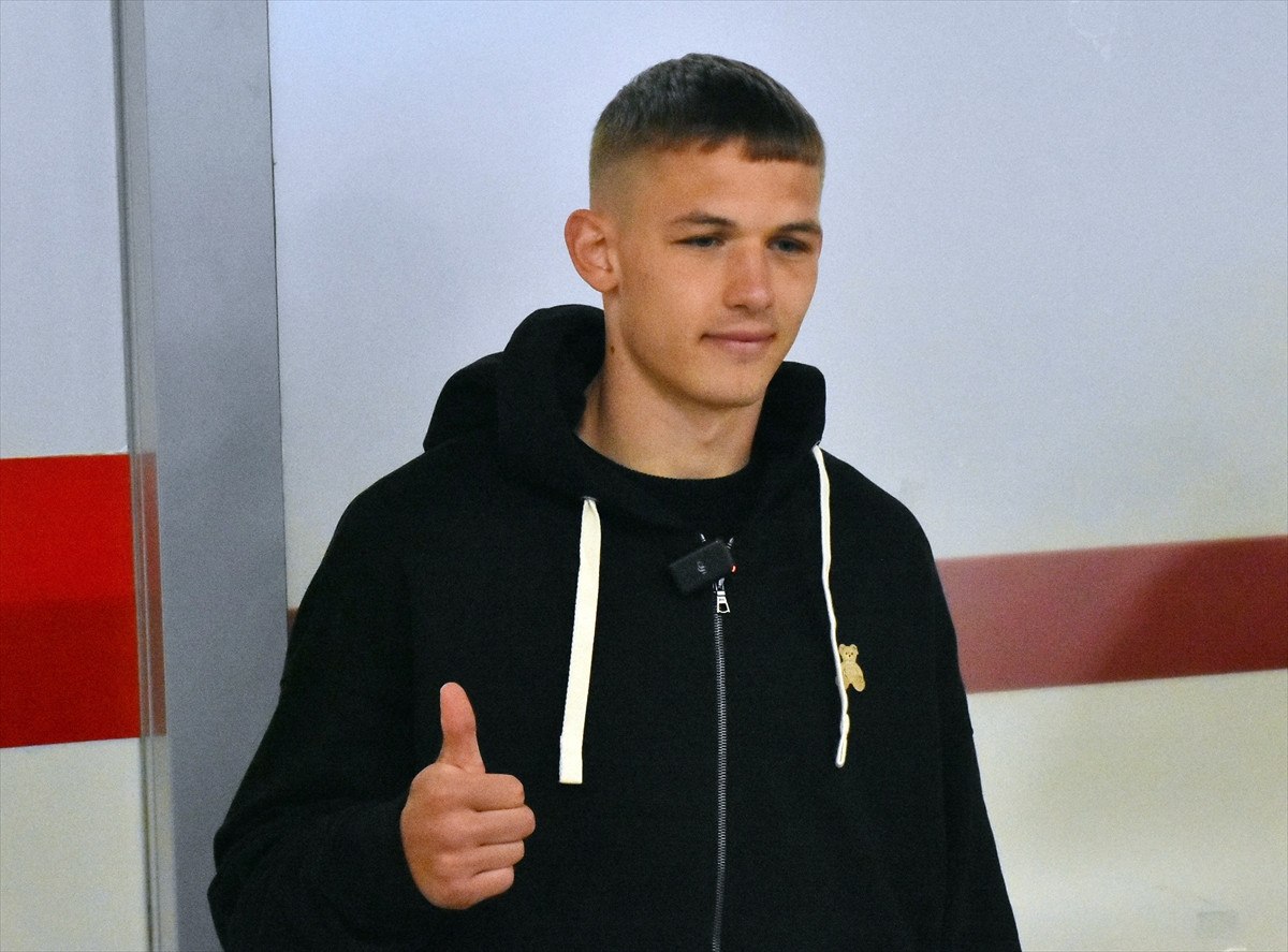 trabzonspor danylo sikan transferini acikladi 0 UL547uqW