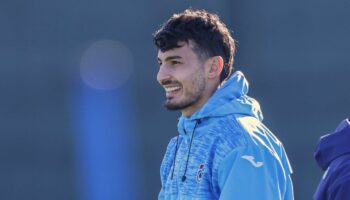 trabzonsporun kalecisi ugurcan cakirin mutlu gunu Asge3FkP