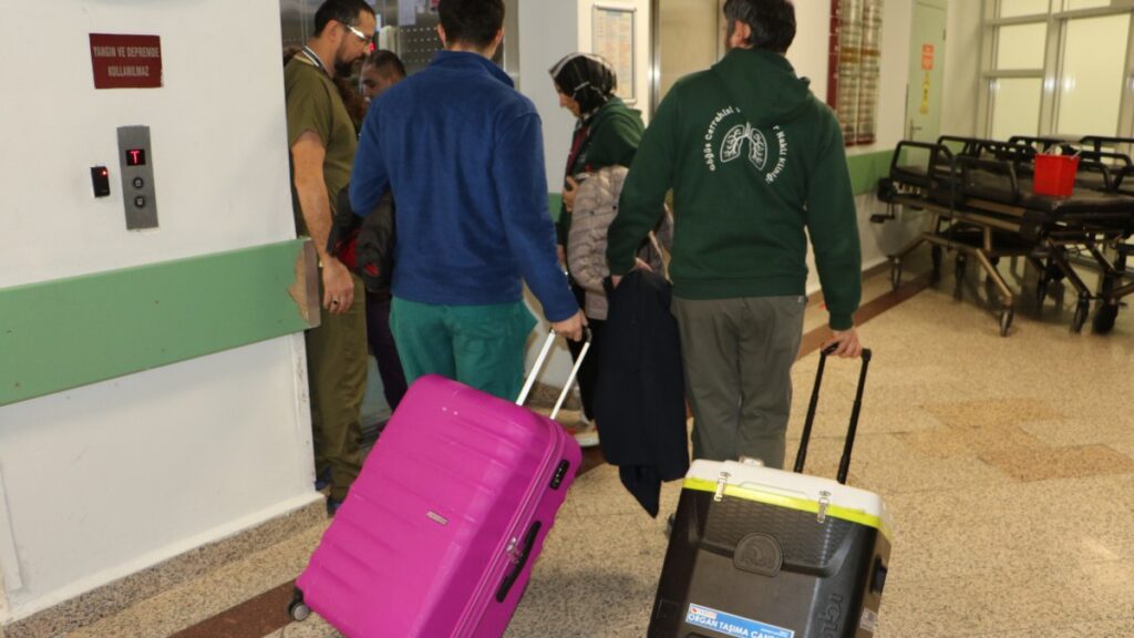 turkiyede 33 bin 589 hasta organ ve doku nakli bekliyor P8UHwSJ8
