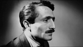 usuyorsan ceketimi al gunun en guzel saatleri bunlar dizelerinin sahibi sair ozdemir asaf 9Kil1UHE