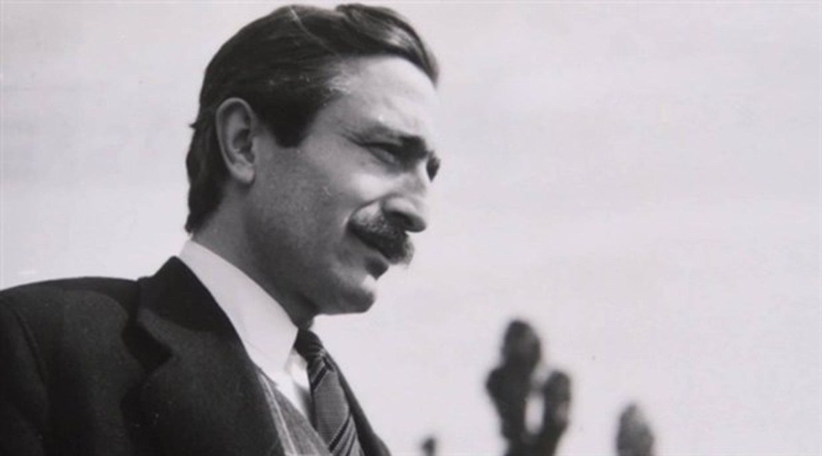 usuyorsan ceketimi al gunun en guzel saatleri bunlar dizelerinin sahibi sair ozdemir asaf Khtn78zg