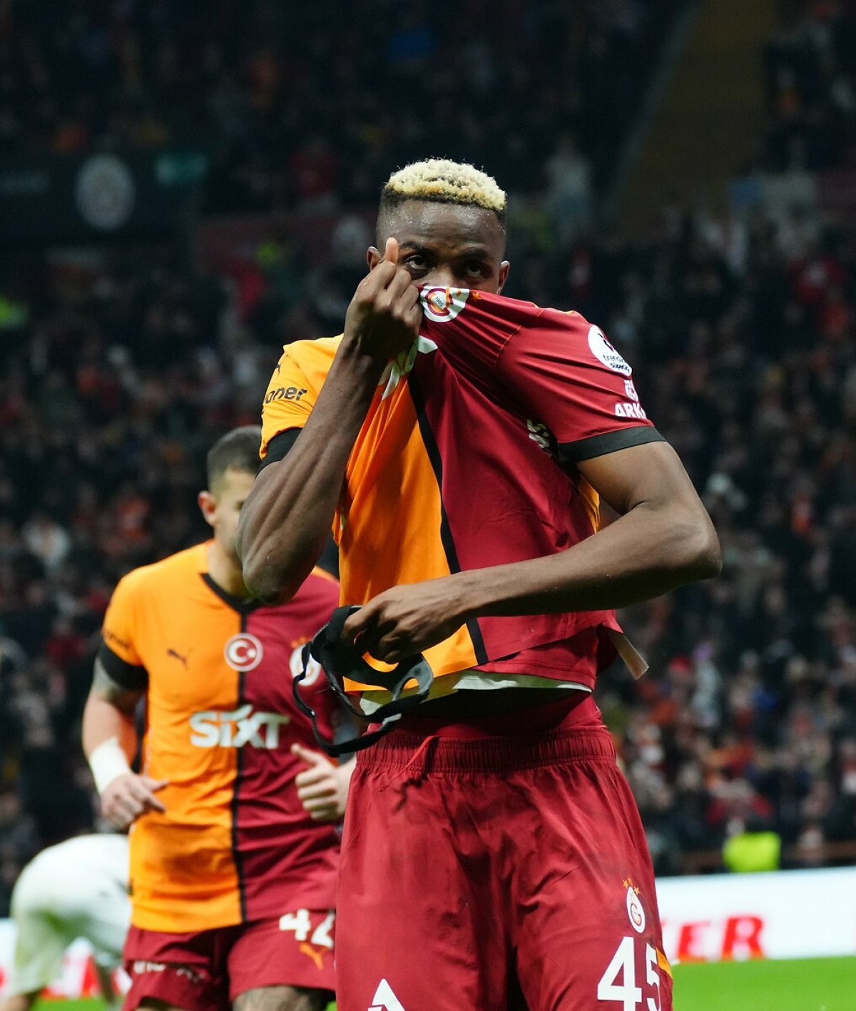 victor osimhen ofsayta takiliyor 1