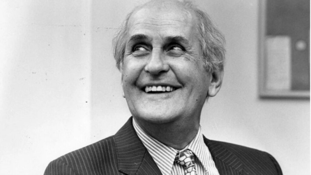 yazdigi romanlarla edebiyatimizin bas eserlerini olusturan yazar fakir baykurt 5FLu7WeH