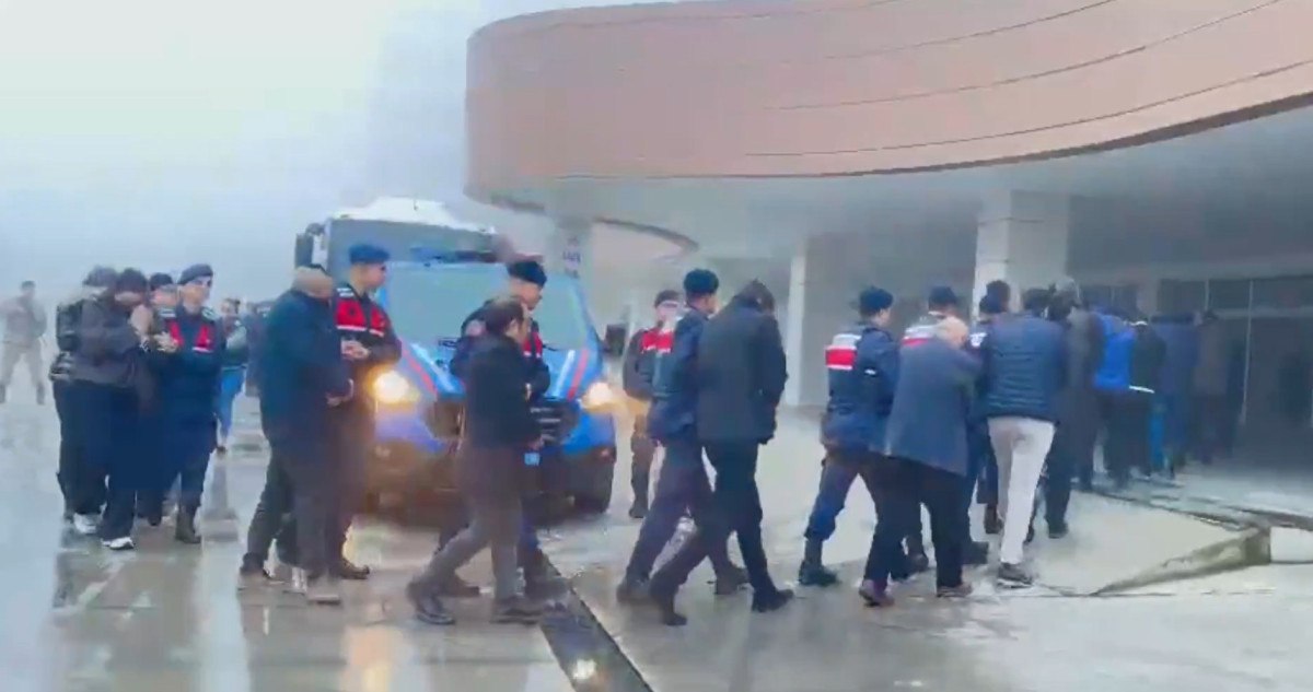 23 ilde hucre 8 operasyonu 64 supheli yakalandi 3 k7cl8Yeh