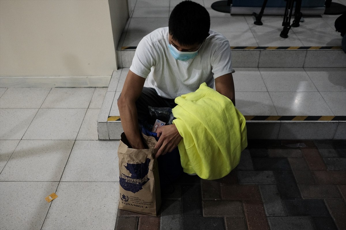 abdden sinir disi edilen gocmenler guatemalaya gonderildi 8 WTh31gzD