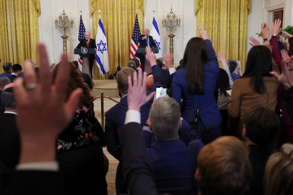 abdli gazeteciden trumpa tokat gibi sorular gazzeyi ele gecirme yetkisini size kim verdi 1