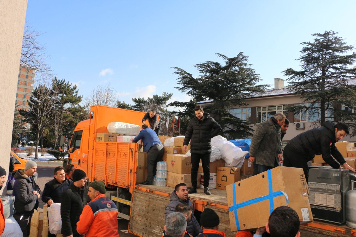 abdulkadir uraloglu deprem bolgesine toplam 511 milyar lira harcamayapildi 0 2hnImWyj