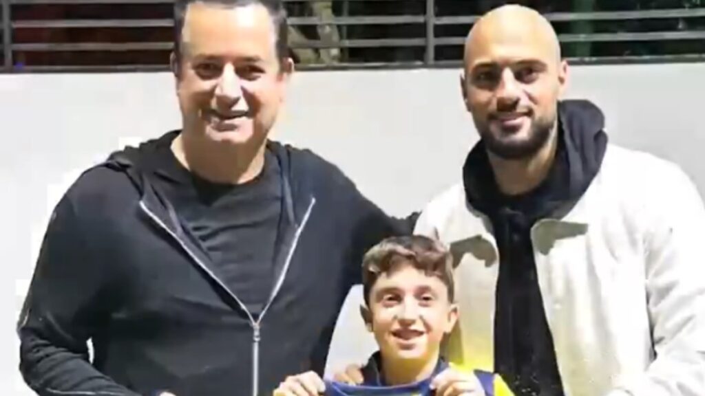 acun ilicali fenerbahce taraftarinin hayalini gerceklestirdi 5nwEzJ6b