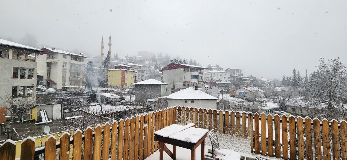 adananin yuksek kesimlerinde kar yagisi 1 pvkjTQNp