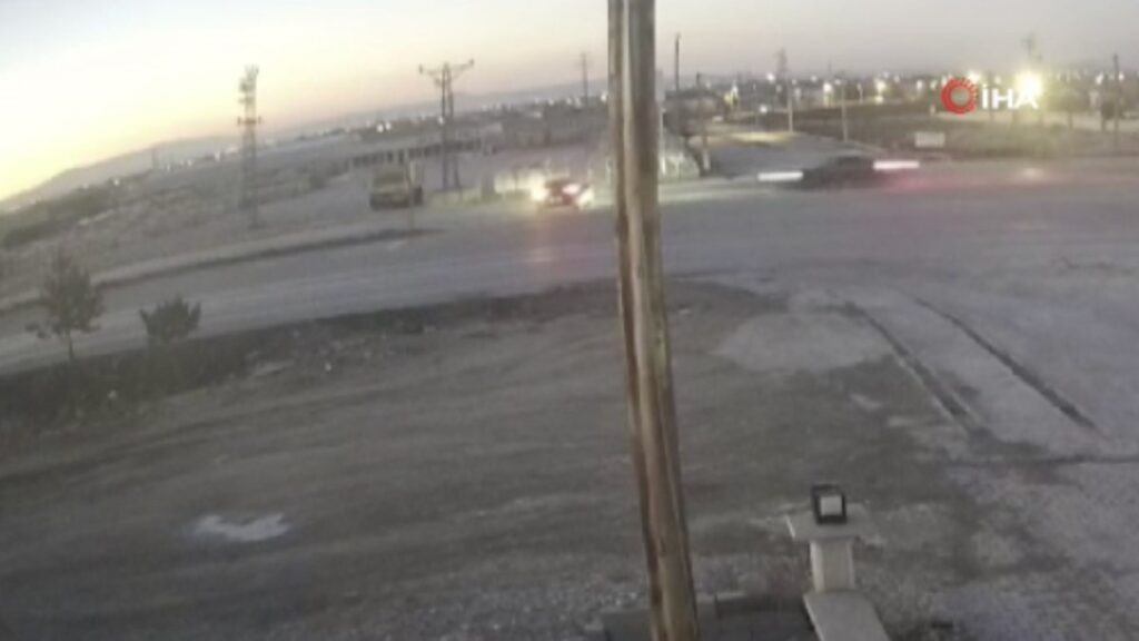 afyonkarahisarda 1 kisinin oldugu kaza kamerada 9KHWQ4nu