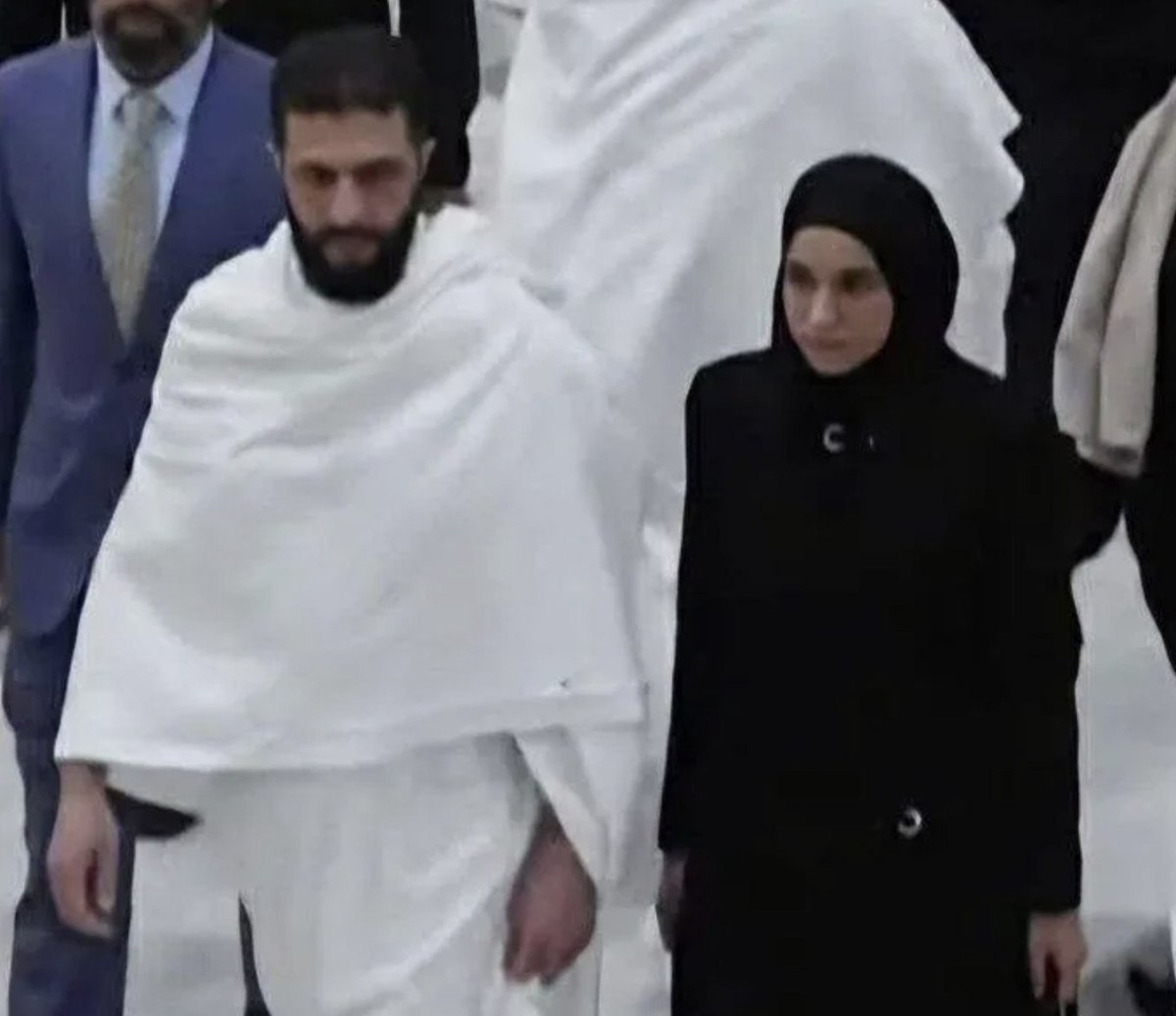 ahmed es seranin esi ilk kez goruntulendi beraber umre yaptilar 1 lQWCC4KB