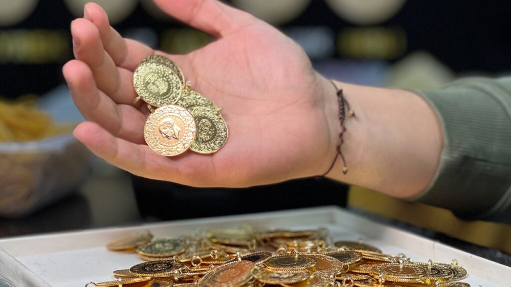 altinin grami 3 bin 176 liradan islem goruyor 9NcORQFM