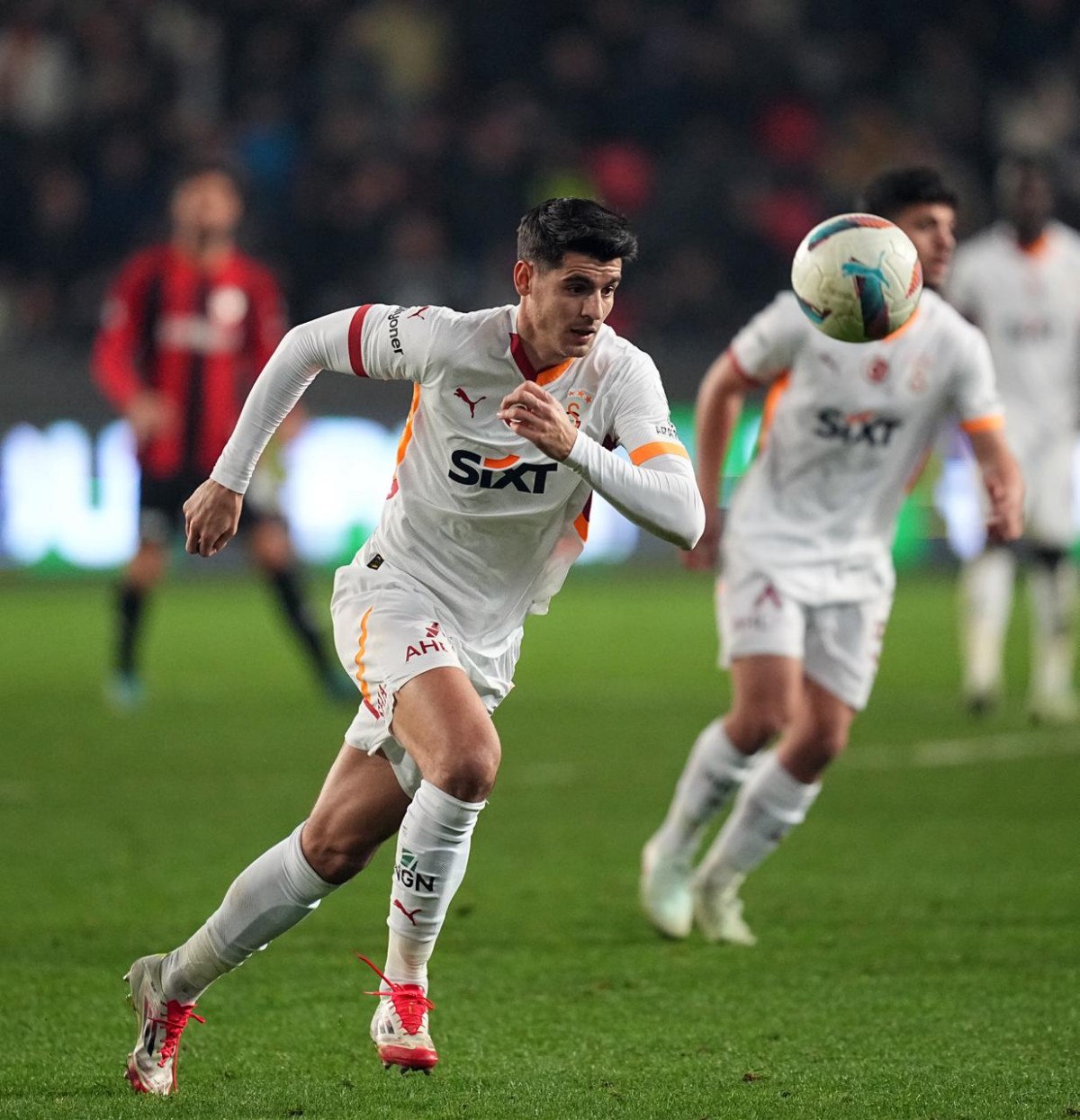 alvaro morata galatasarayda ilk macina cikti 1 GCydqrSa
