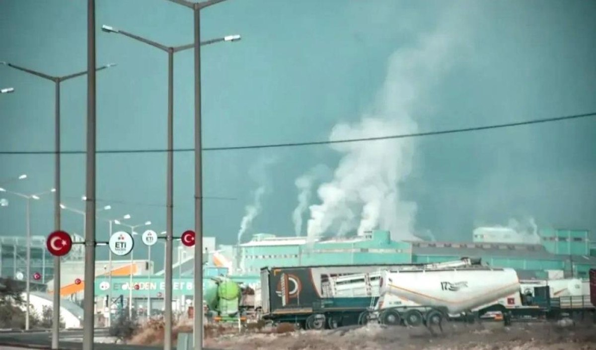 ankarada bor isletmesinde asit patlamasi 2 yarali 0 dBkhEFiM