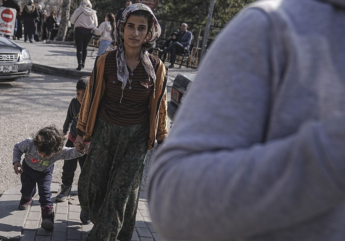 ankarada sahipsiz kopeklerin saldirdigi kadin konustu 1 Kn8hCQjm