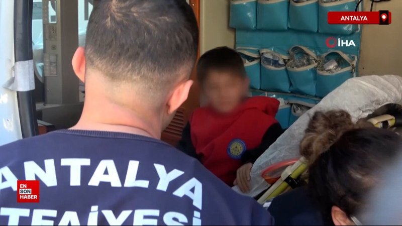 antalyada ambulansta annemin parasi yok diyen kucuk efe devlet korumasinda nsZNqVcF