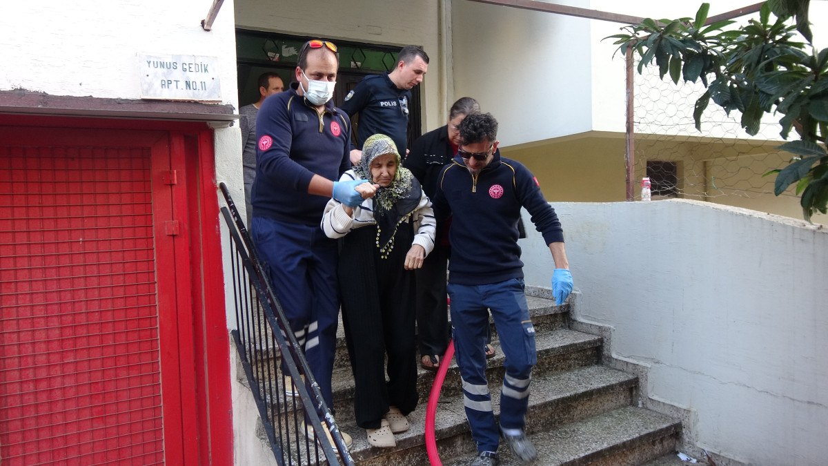 antalyada korkutan ev yangini 1 AvLLrzWP