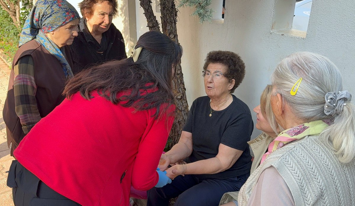 antalyada torununa pisi yapmak isterken felaketin esiginden donuldu 3 OchWBPZB