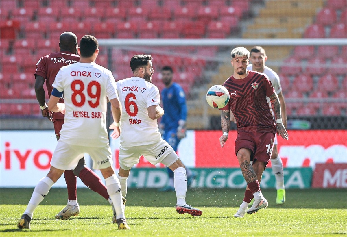 Antalyaspor, Hatayspor'u mağlup etti 6 antalyaspor hataysporu maglup etti 5 jHK18J11