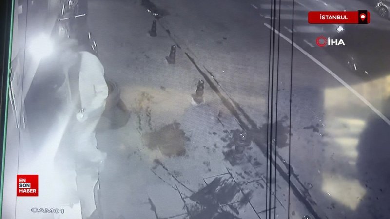 bahcelievlerde bir sahis husumetlisinin bulundugu dukkani kursunladi zJJZsr2n