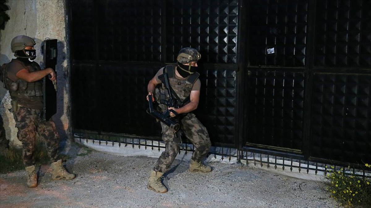 balikesirde teror orgutu deasa yonelik operasyon duzenlendi 0 CNZNGE1i