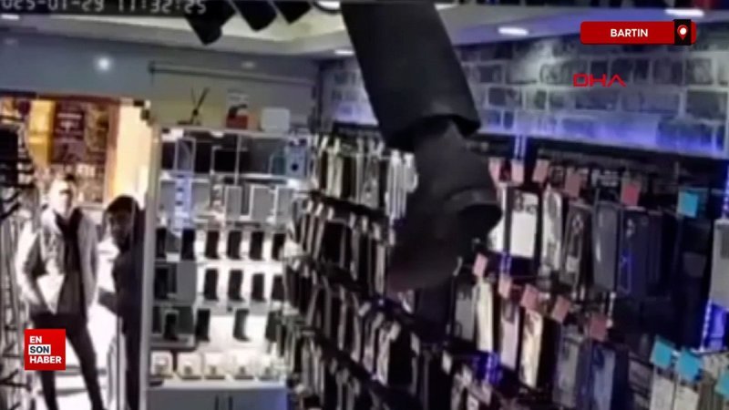 bartinda is yerinin coken tavani guvenlik kamerasina yansidi H5BLwueL