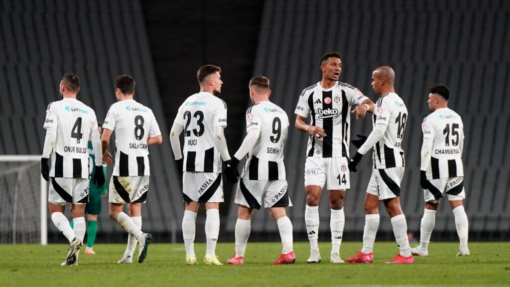 besiktas ataturk olimpiyat stadinda 3te 3 yapti TKdKvt6W