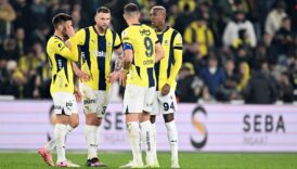Bu Fenerbahçe'ye kalp dayanmaz! Geriye düşüyor, maçı çeviriyor 4 bu fenerbahceye kalp dayanmaz geriye dusuyor maci ceviriyor Gweqt2qH