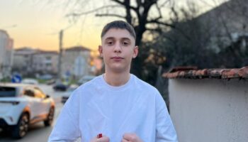 bursada kamyonetin carptigi gencin beyin olumu gerceklesti pJFCaFwJ