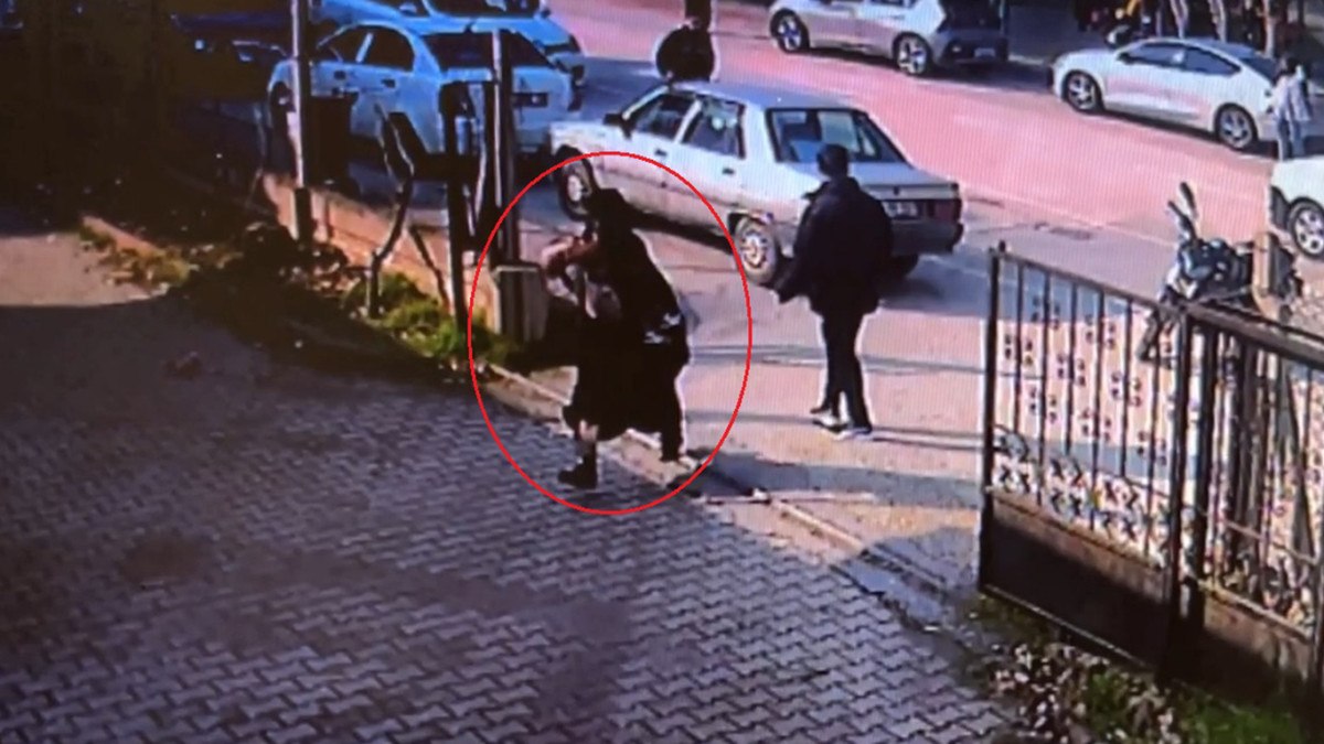 bursada motosikletin carptigi oglunu kucaklayan anne saglik ocagina kostu 2 TU9EJppm