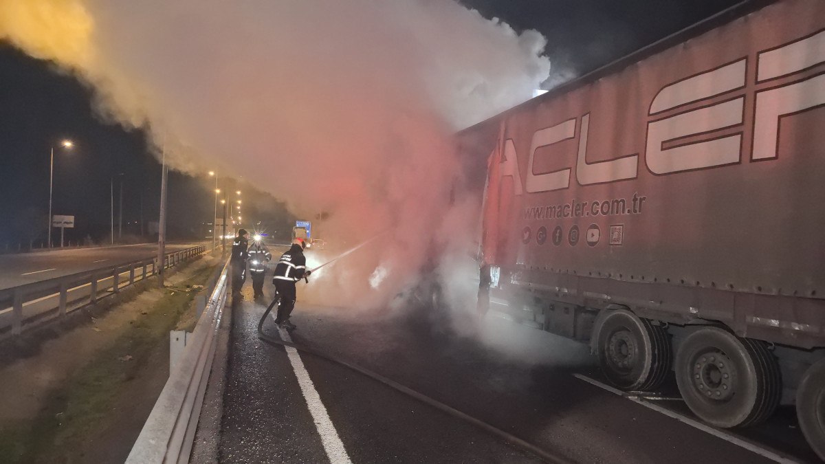 bursada tirin alev aldigi kazada 1 can kaybi 2 a1d415c9