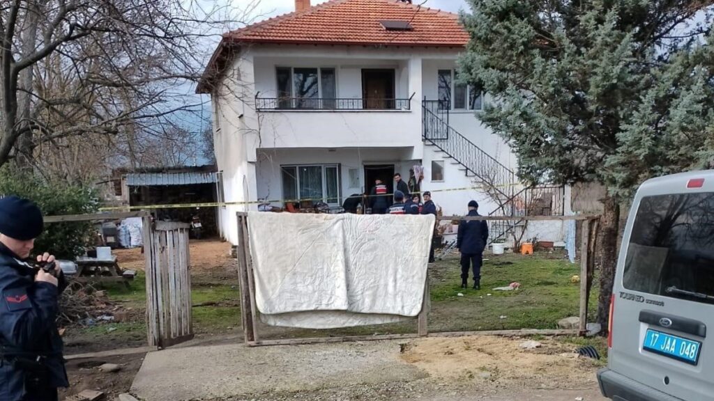 canakkalede dehset cop kovasindan kesik bas cikti R1Ir3Wkm