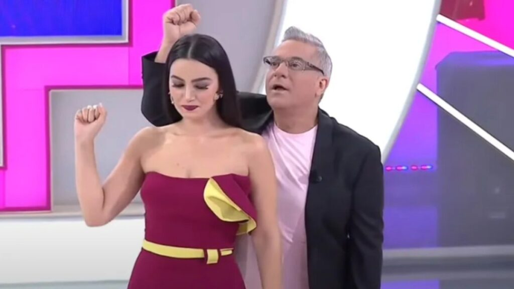 carkifelekin unutulmaz hosteslerindendi emel ozkiziltas son haliyle konusuldu MJGrgLHt