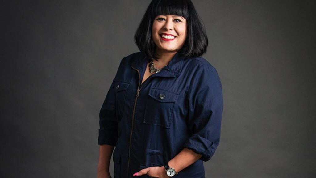 cocuk edebiyatinin uretken yazari erin entrada kelly LpxN71GA