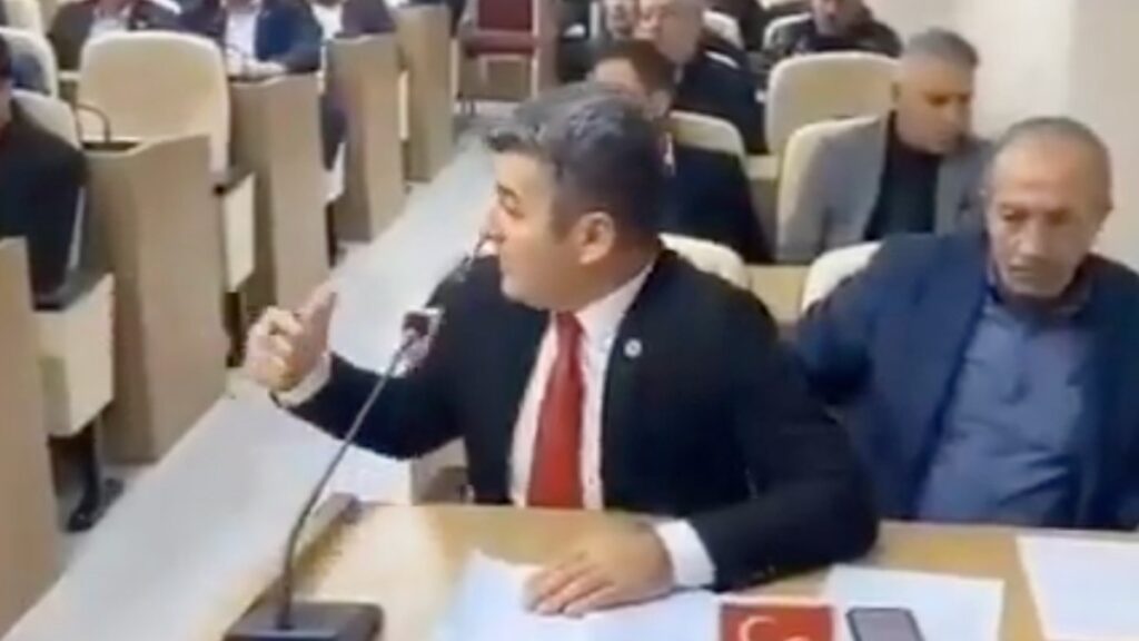 corumda mhpli meclis uyesinin sayin ocalan ifadesi 8kEUiuNQ