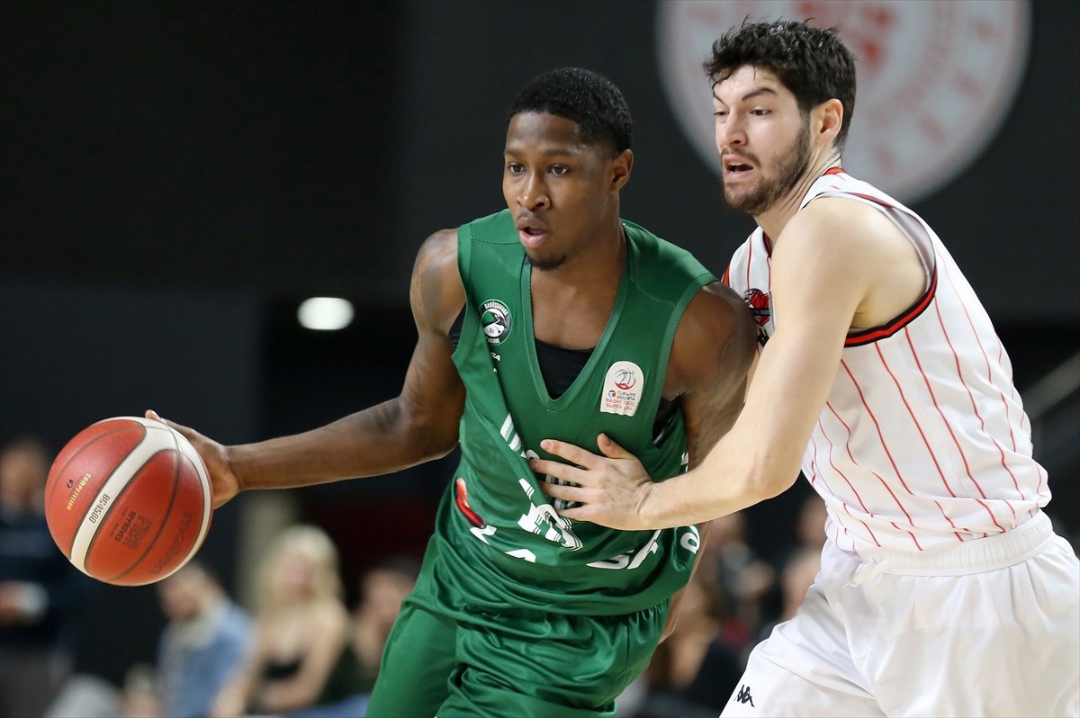 darussafaka manisa basketi uzatmada maglup etti 1 39PJm1Ja