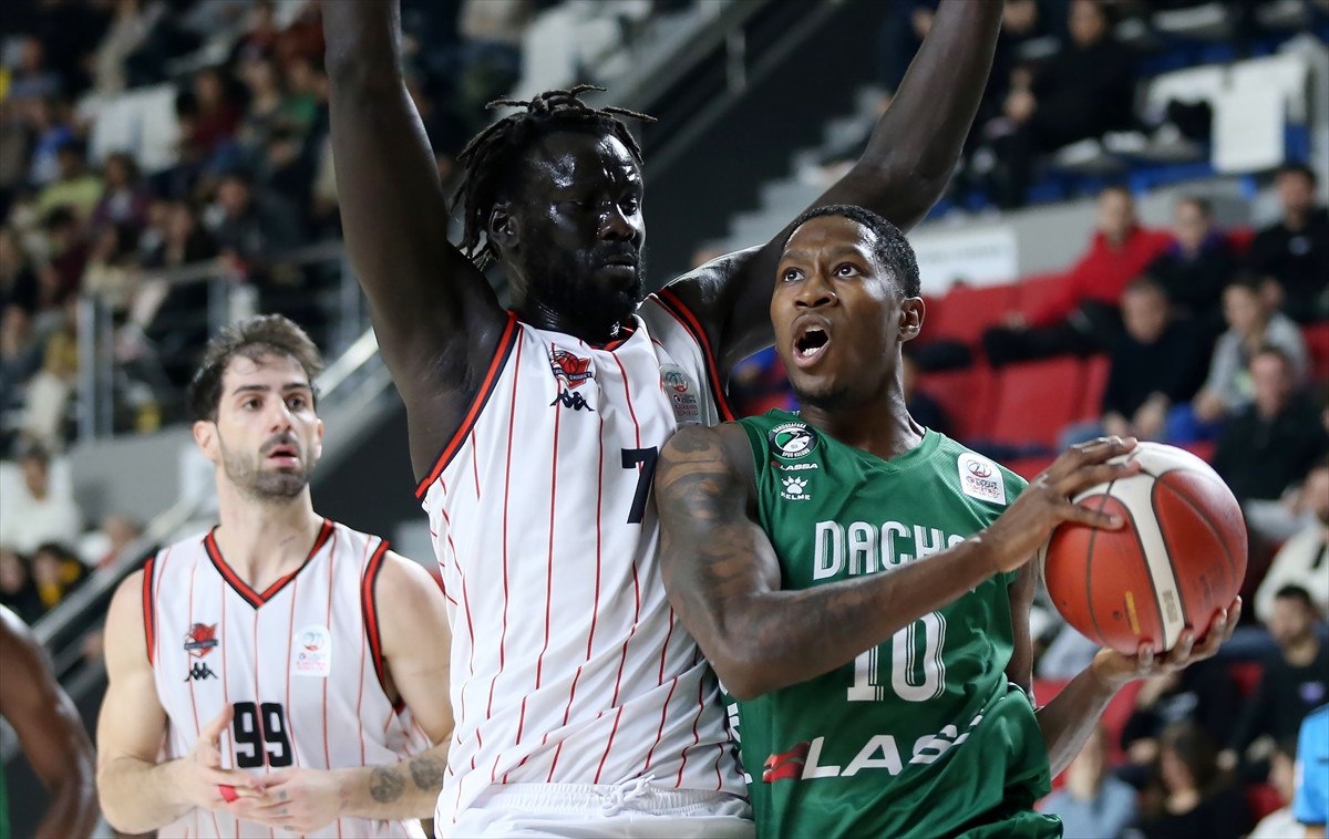 darussafaka manisa basketi uzatmada maglup etti 3 DyqUXLZh