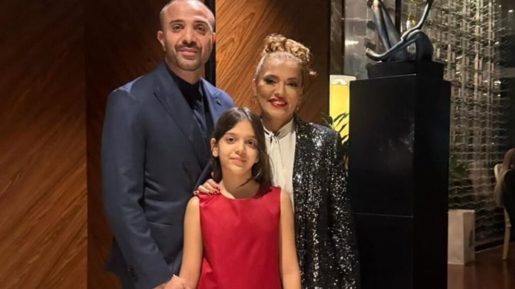 demet akalinin hayat arkadasi okan kurt hastanelik oldu 2vXK3igW