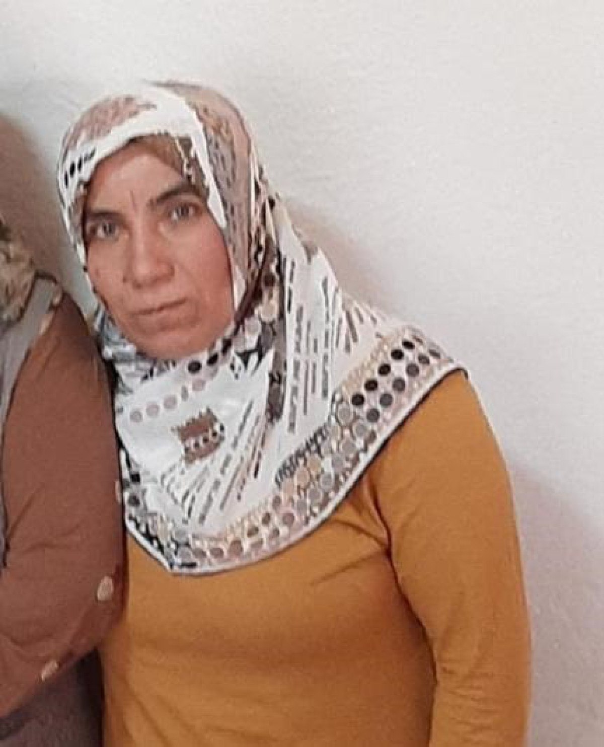 denizlide kayip kadinin cesedi komsunun bahcesindeki cuvaldan cikti 0 lqTBvYk1