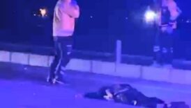 denizlide kaza geciren yayayi otomobiller ezdi hfgkfQdh