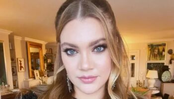 derya sensoyun yeni sevgilisi oyuncu yagiz can konyaliya asik oldu VviA6Gw6