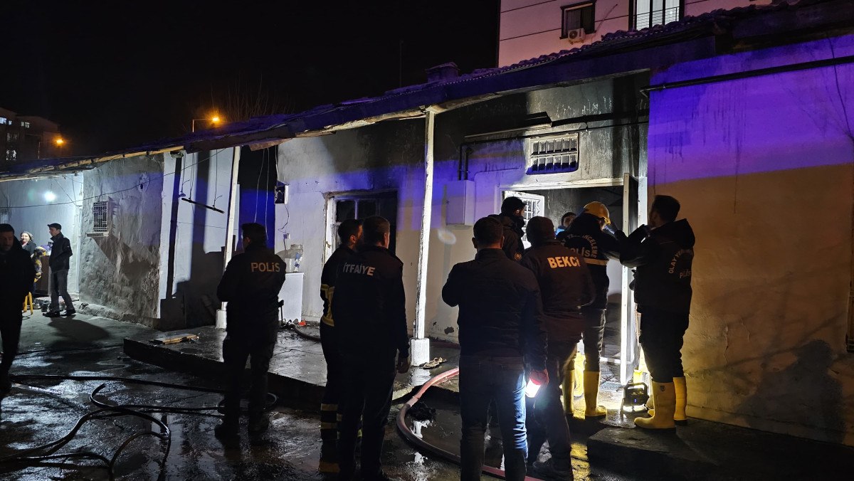 diyarbakirda sigara izmaritinden cikan yanginda felcli hasta agir yaralandi 2 isO3dJaz