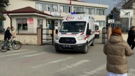 duzcede disaridan yemek yiyen ogrenciler zehirlendi vdRvjFDs