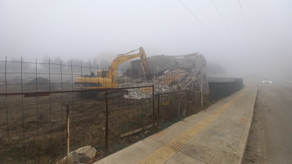 Edirne'de depreme dayanıksız bina saniyeler içinde yerle bir oldu 1 edirnede depreme dayaniksiz bina saniyeler icinde yerle bir oldu 0 gtOMS1bc