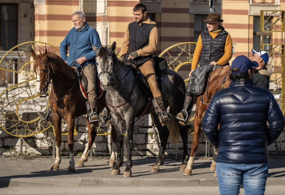 endulusten mekkeye at ustunde hac yolculugu 1 cHhrEeQn