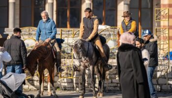 endulusten mekkeye at ustunde hac yolculugu gNYPwG8u